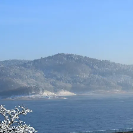 팜스테이 Nad Zalewem